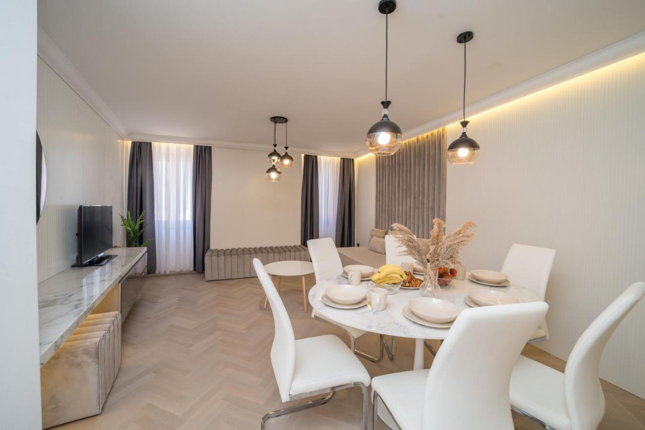 Luxury Villa Christian 乌马格 外观 照片