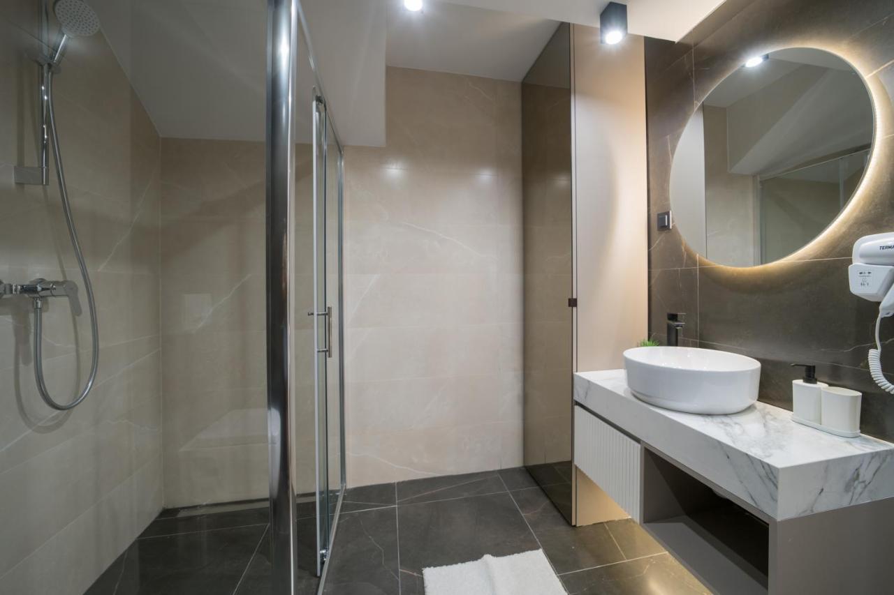 Luxury Villa Christian 乌马格 外观 照片