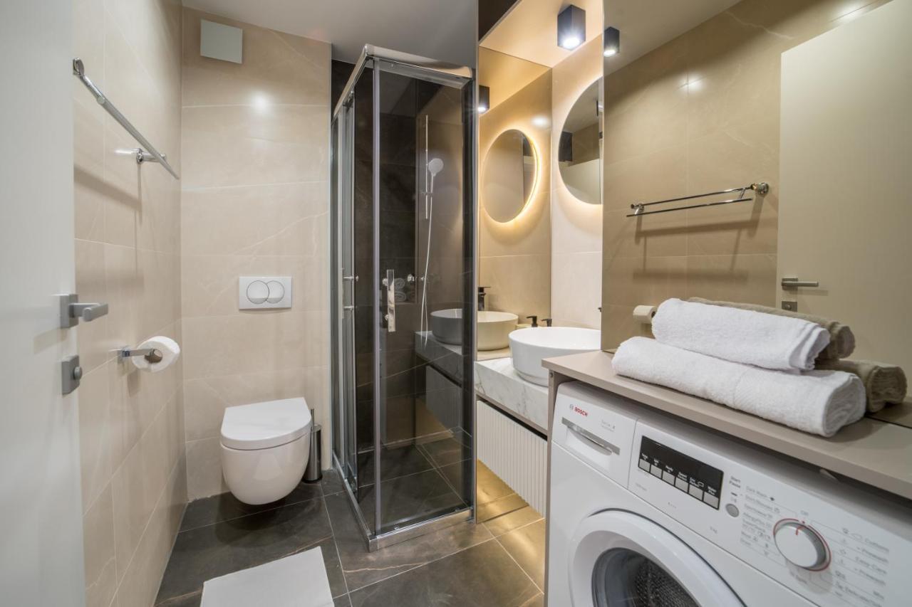 Luxury Villa Christian 乌马格 外观 照片